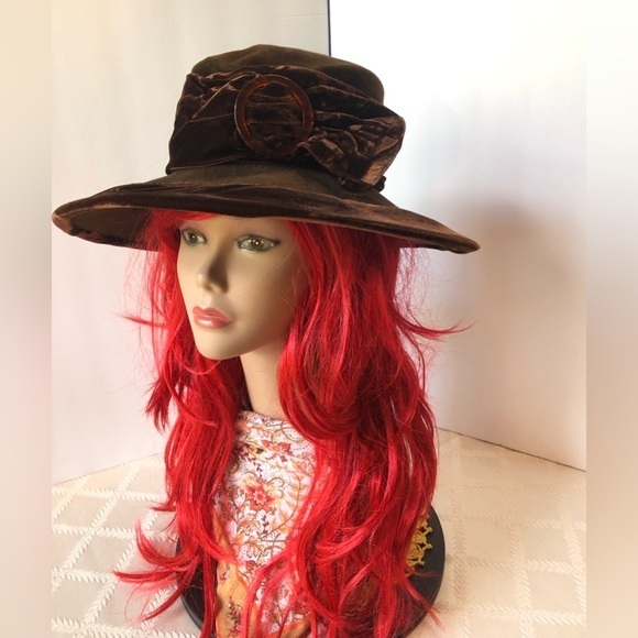 Momentum Accessories - Vintage 1976-1995 Slouch Lamp Hat Brown Crused Velvet and Felt